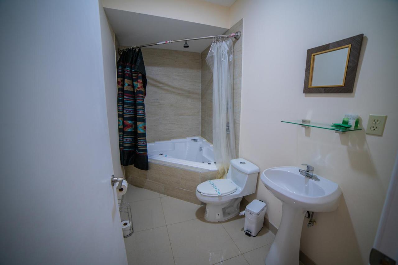 California Comfort & 3* Los Algodones (Baja California)